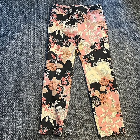 Spartina 449 Stretch Pattered Pull-on Pants, Floral, Size Small - Picture 2 of 10